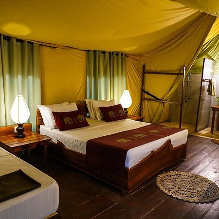 River Glamping By Gaga Bees Uda Walawe Extérieur photo