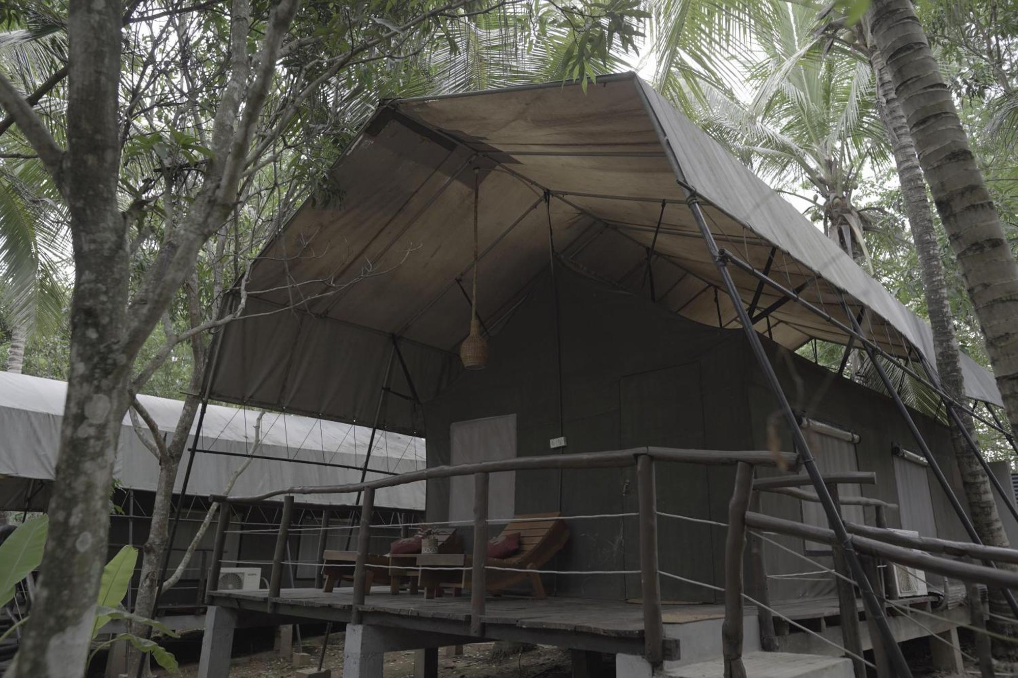 River Glamping By Gaga Bees Uda Walawe Extérieur photo