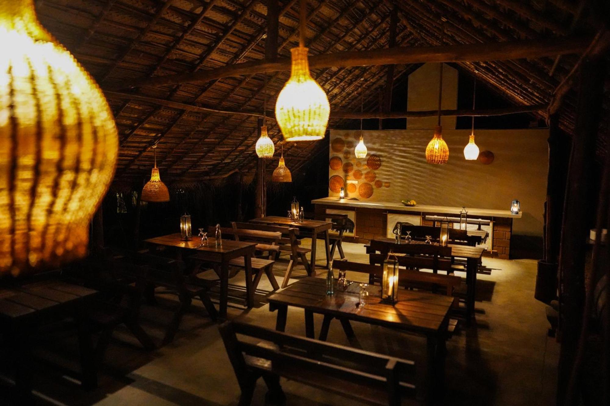 River Glamping By Gaga Bees Uda Walawe Extérieur photo