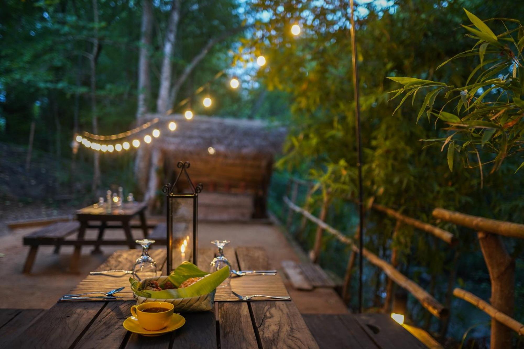 River Glamping By Gaga Bees Uda Walawe Extérieur photo